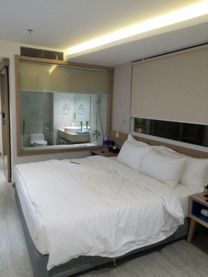 Gia Huyen Hotel Ho Chi Minh-stad Buitenkant foto