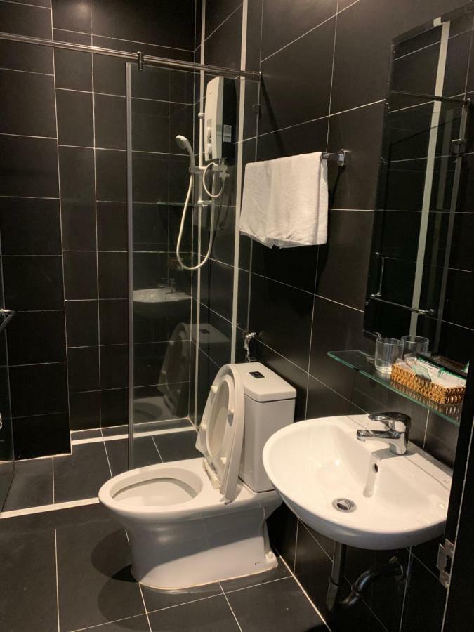 Gia Huyen Hotel Ho Chi Minh-stad Buitenkant foto