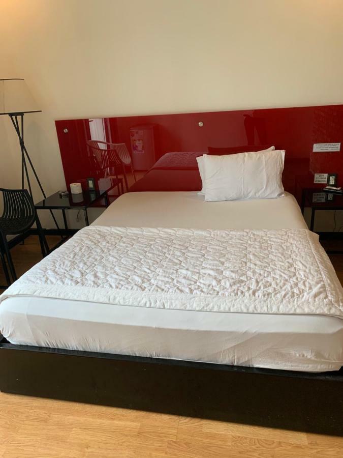 Gia Huyen Hotel Ho Chi Minh-stad Buitenkant foto